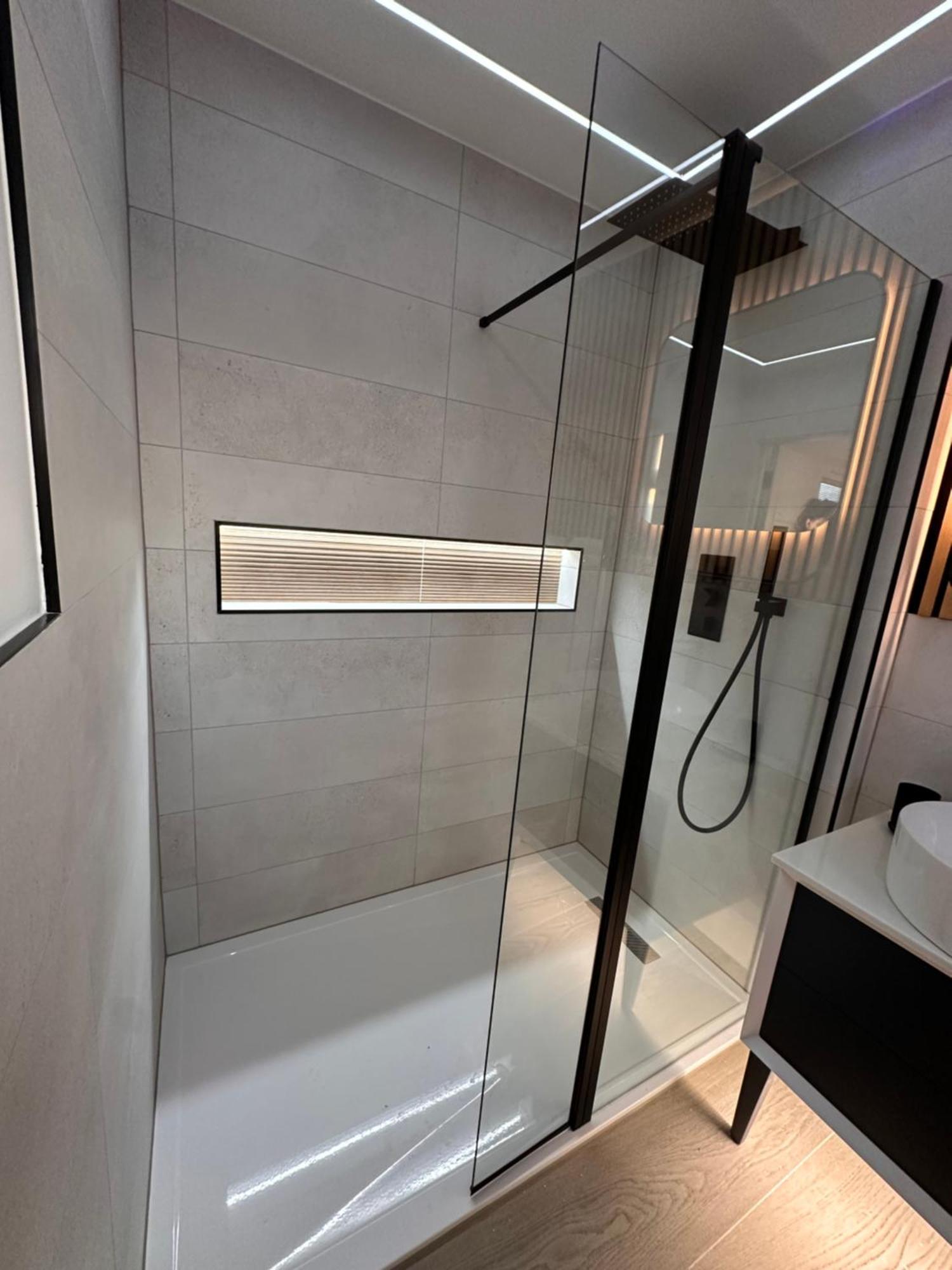 R5 - Luxury Private Ensuite Self-Contained Room - Newly Renovated Хейлсоуэн Экстерьер фото