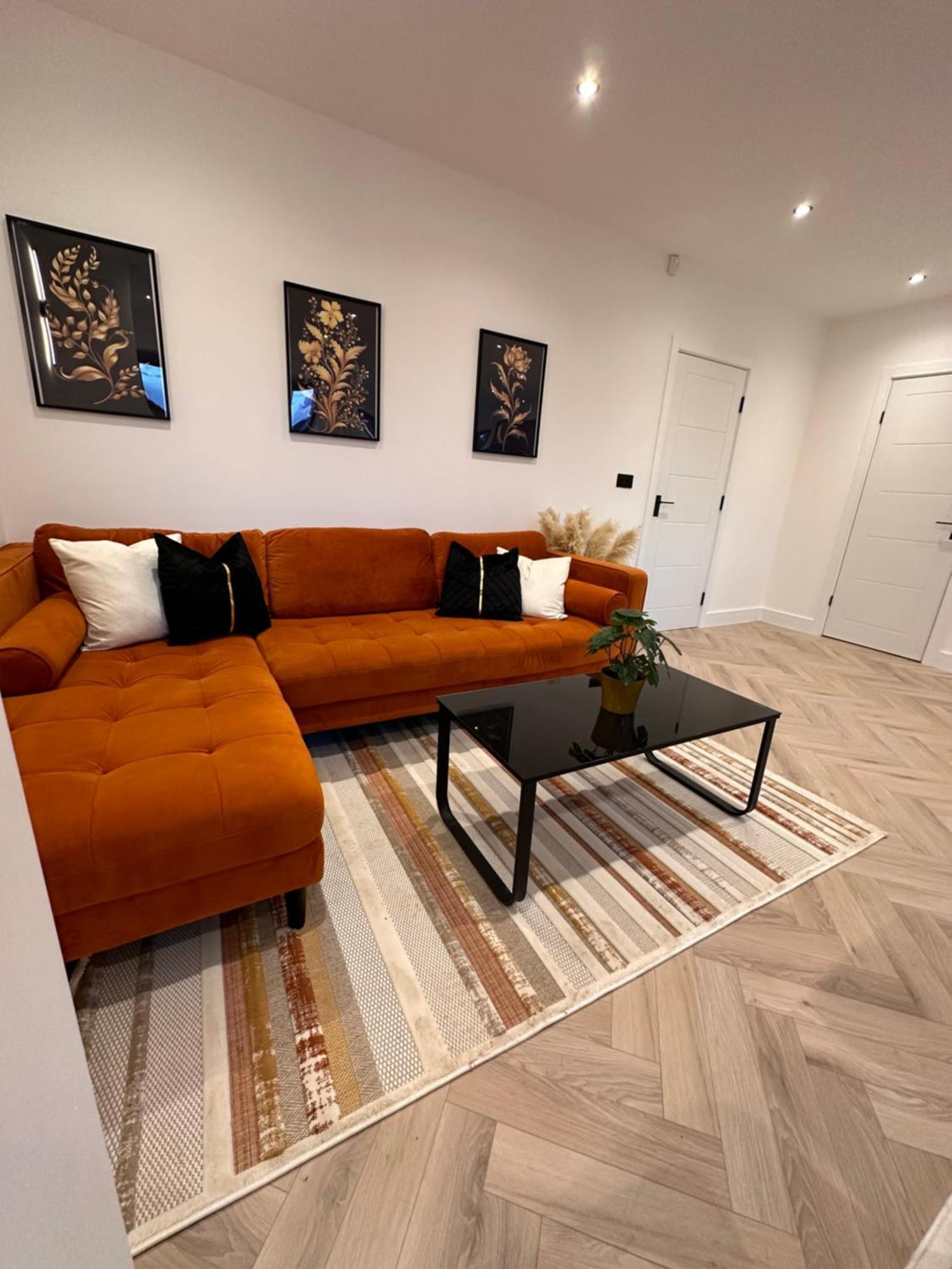 R5 - Luxury Private Ensuite Self-Contained Room - Newly Renovated Хейлсоуэн Экстерьер фото