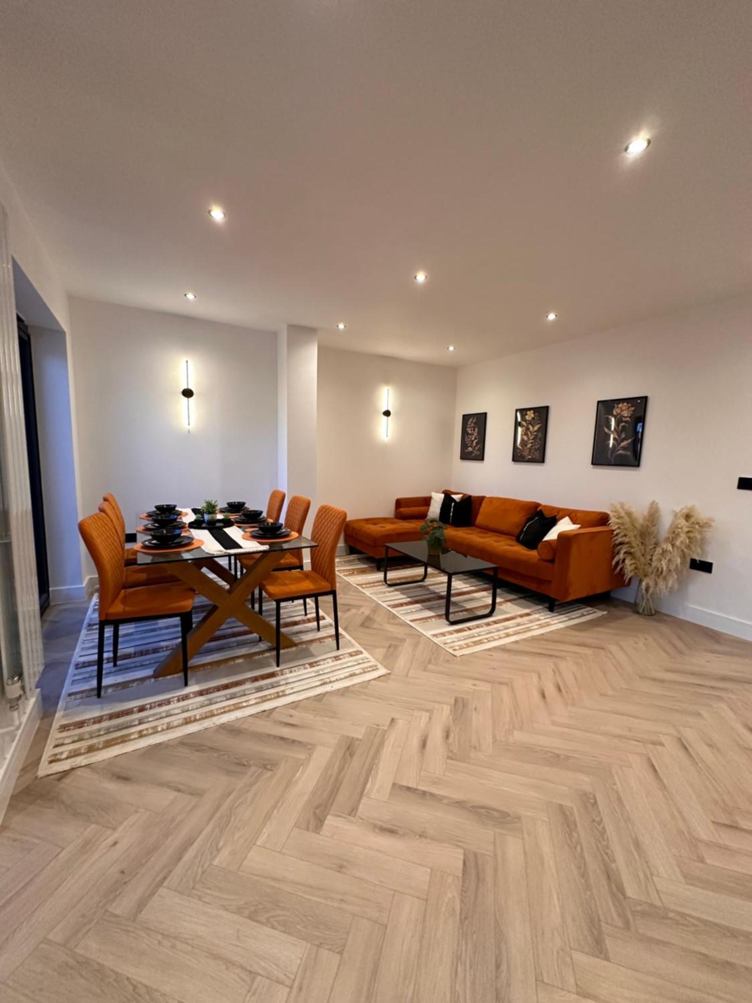 R5 - Luxury Private Ensuite Self-Contained Room - Newly Renovated Хейлсоуэн Экстерьер фото